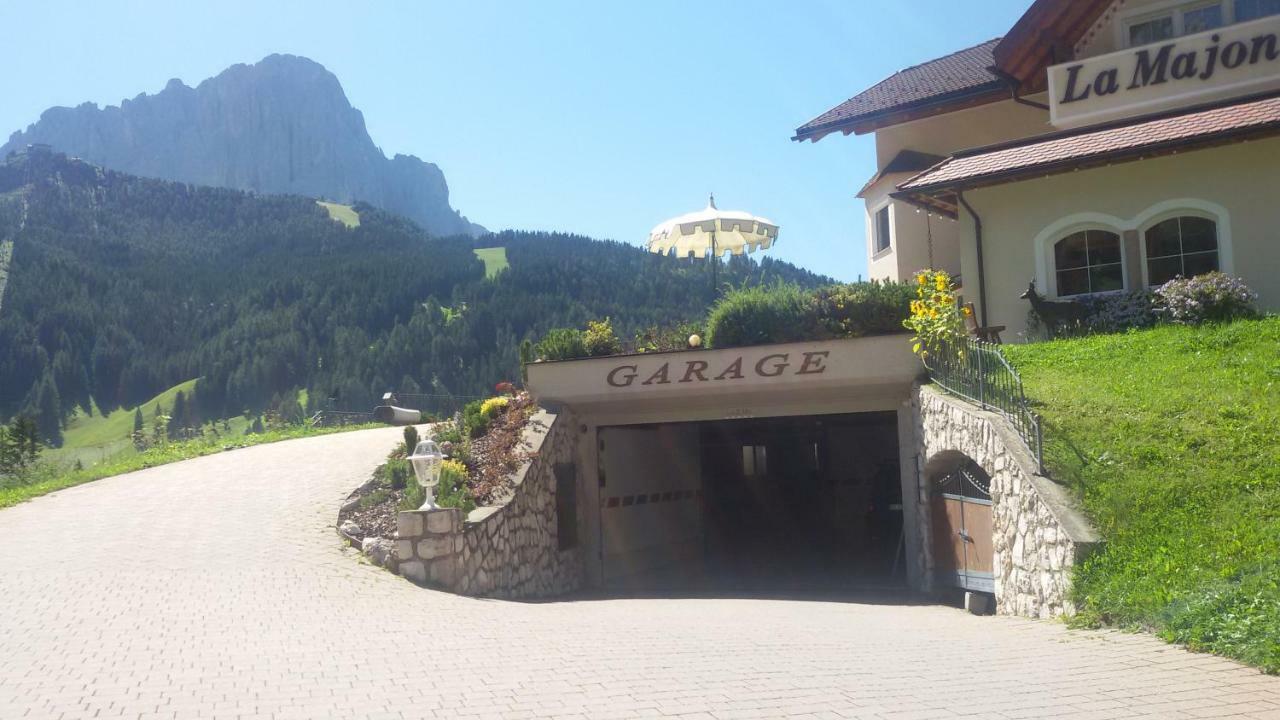 Отель Garni La Majon Сельва-ди-Валь-Гардена Экстерьер фото